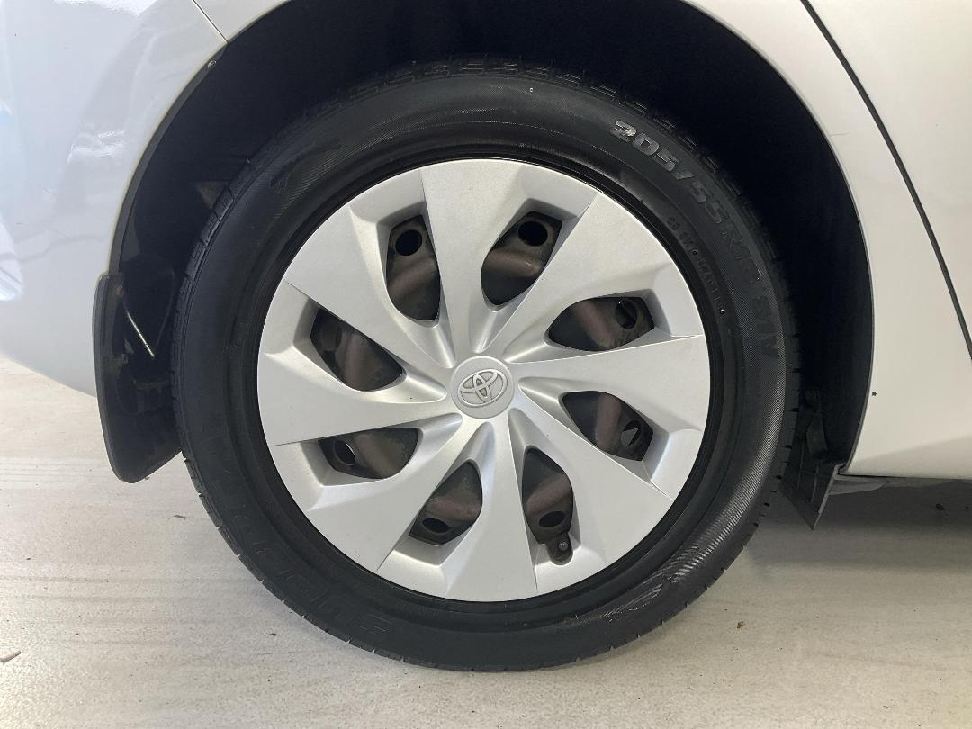 Photo '12' of Toyota Corolla Photo '12' of Toyota Corolla