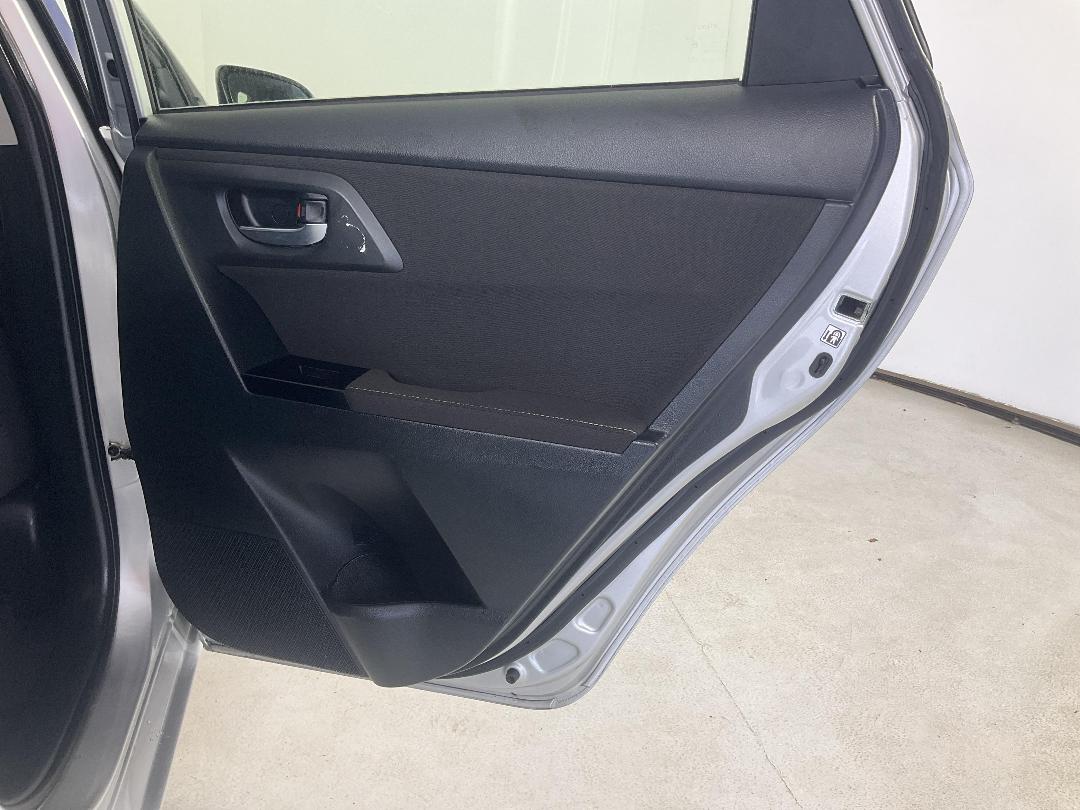 Photo '19' of Toyota Corolla Photo '19' of Toyota Corolla