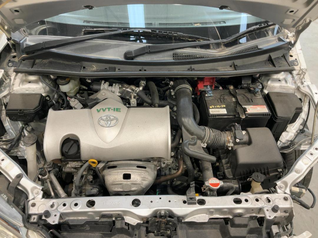 Photo '23' of Toyota Corolla GX