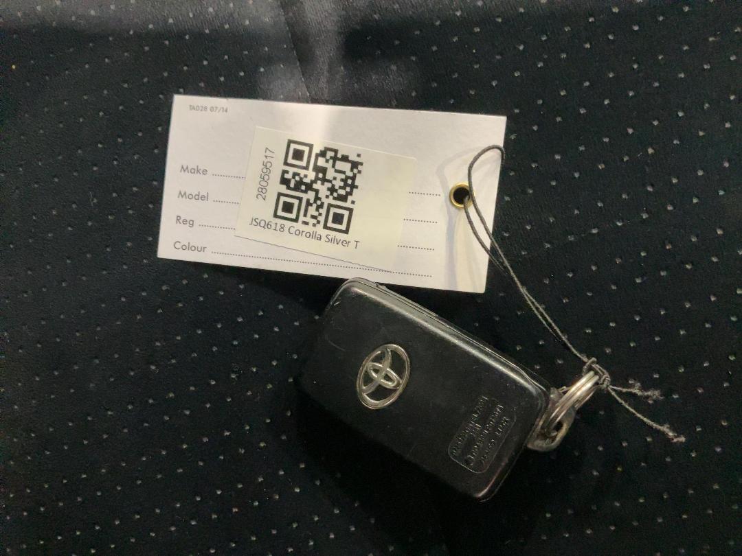 Photo '28' of Toyota Corolla GX