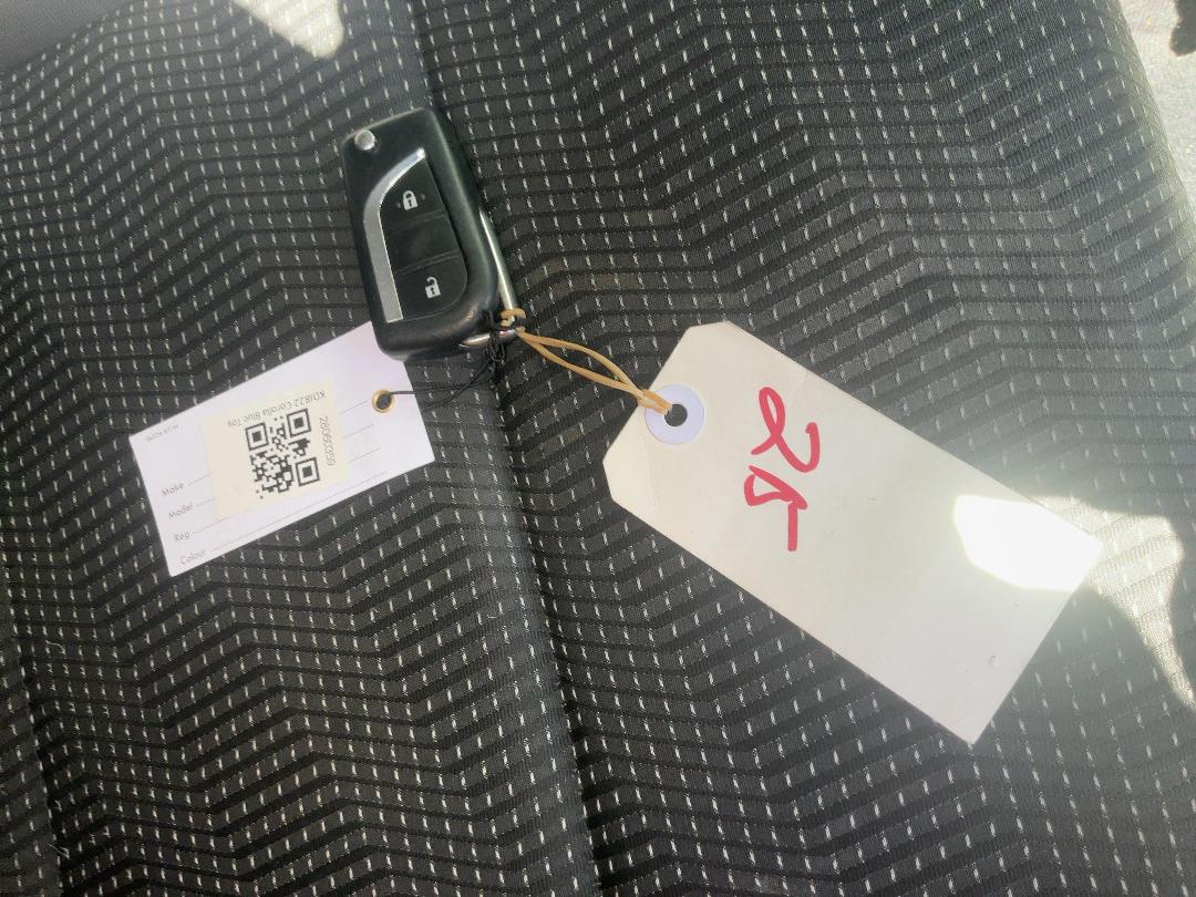 Photo '23' of Toyota Corolla GX