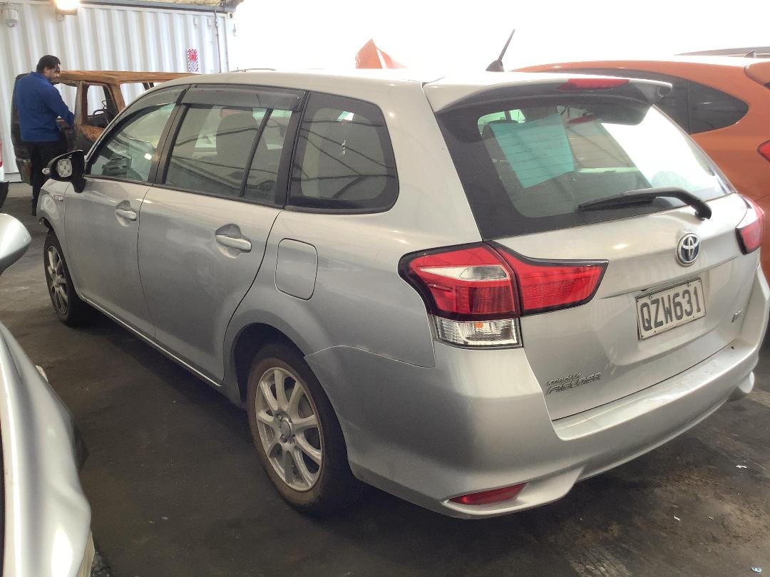 Photo '6' of Toyota Corolla Fielder