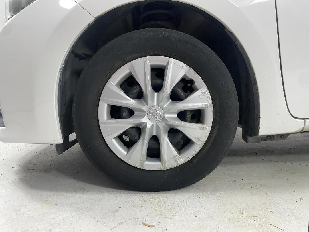 Photo '10' of Toyota Corolla