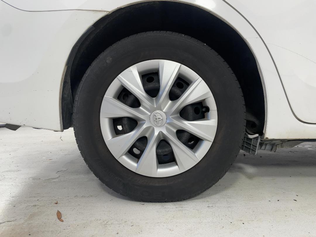 Photo '12' of Toyota Corolla