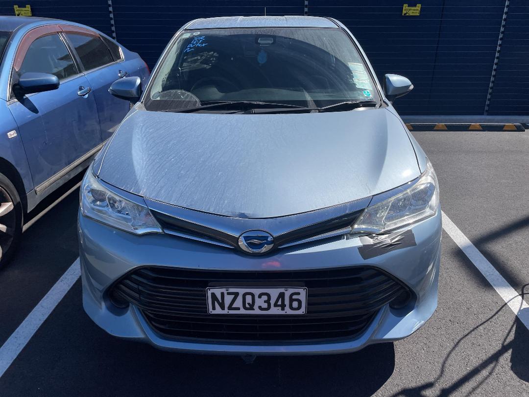 Photo '3' of Toyota Corolla Fielder Hybrid