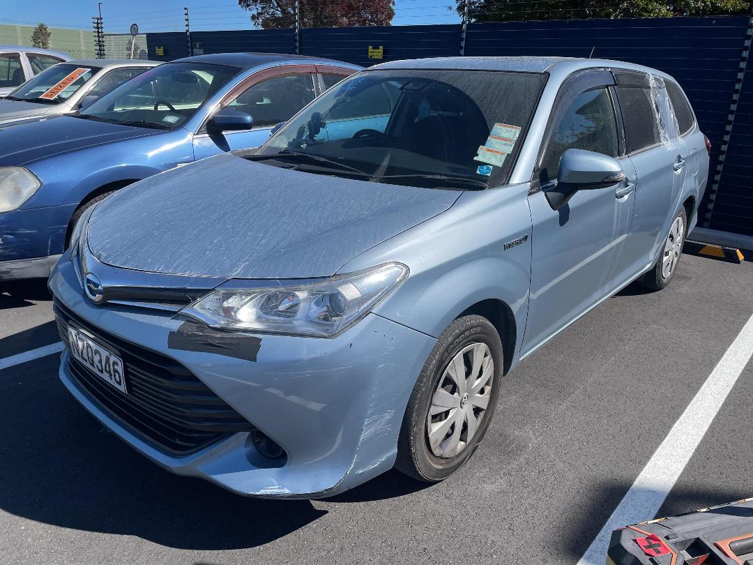 Photo '4' of Toyota Corolla Fielder Hybrid