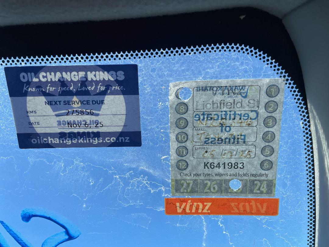 Photo '20' of Toyota Corolla Fielder Hybrid