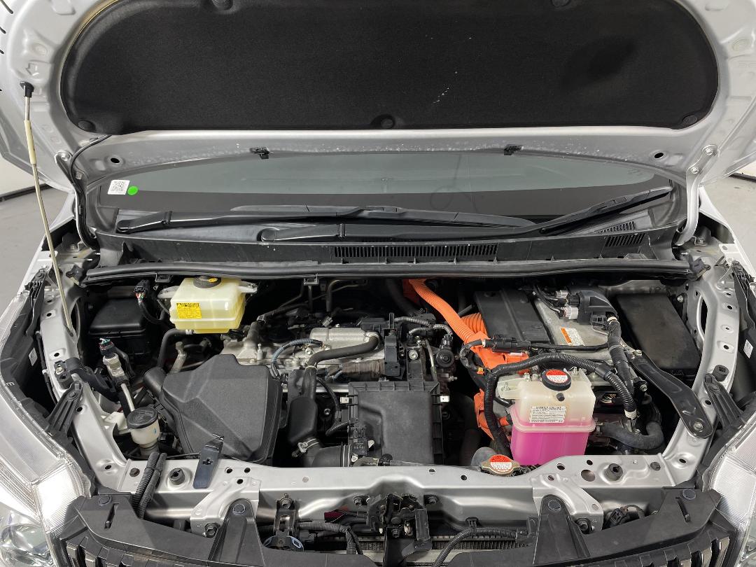 Photo '13' of Toyota Esquire