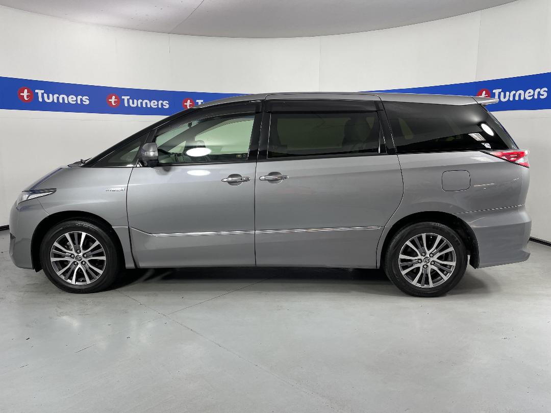Photo '24' of Toyota Estima