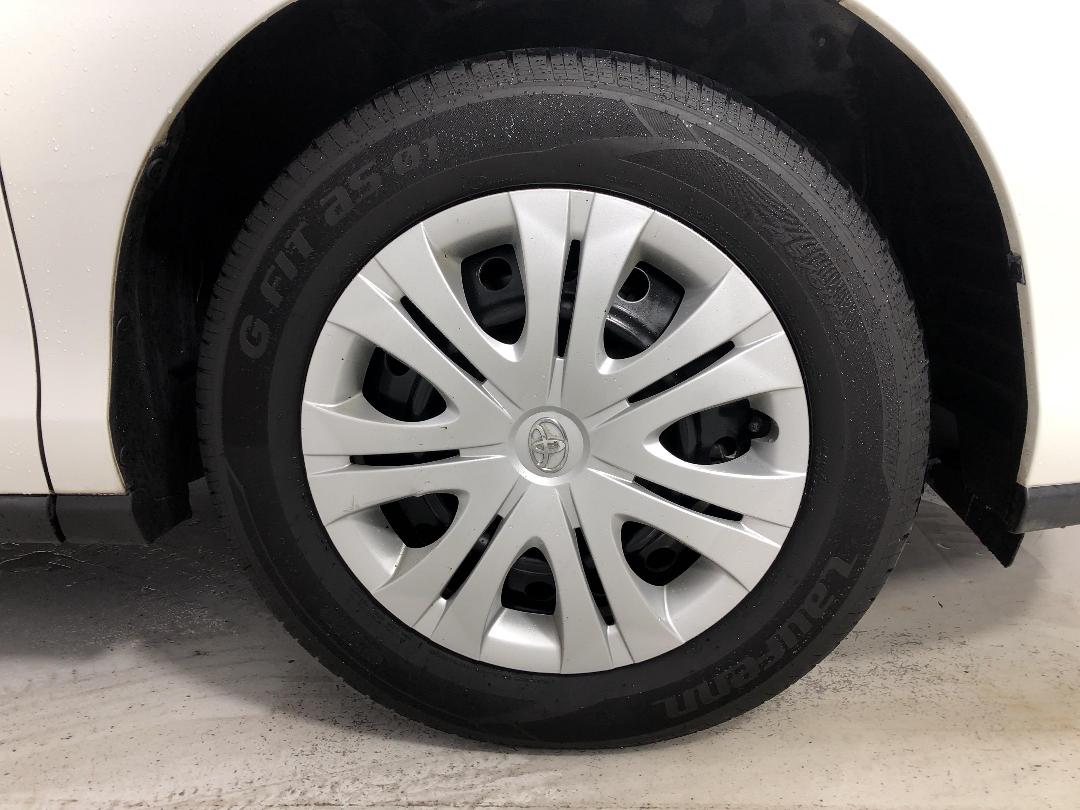 Photo '9' of Toyota Estima Photo '9' of Toyota Estima