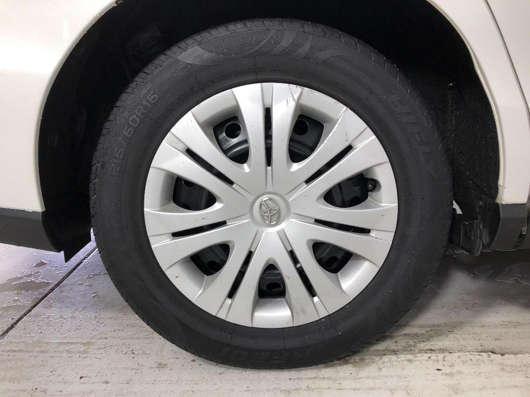 Photo '12' of Toyota Estima Photo '12' of Toyota Estima