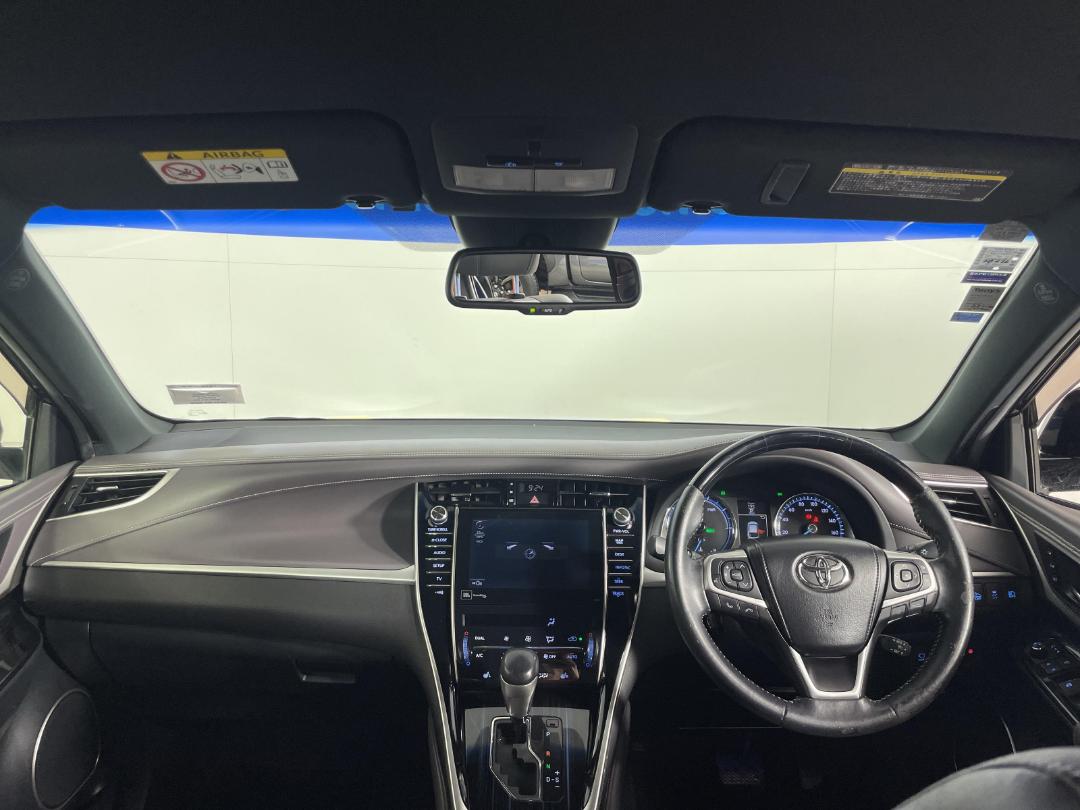 Photo '17' of Toyota Harrier