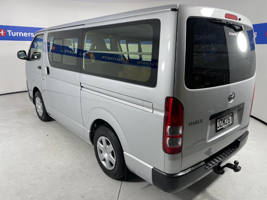 Photo '5' of Toyota Hiace