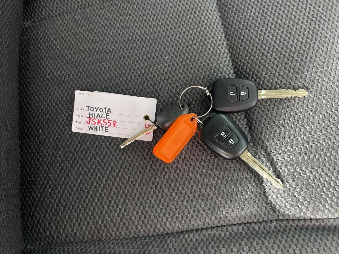 Photo '22' of Toyota Hiace