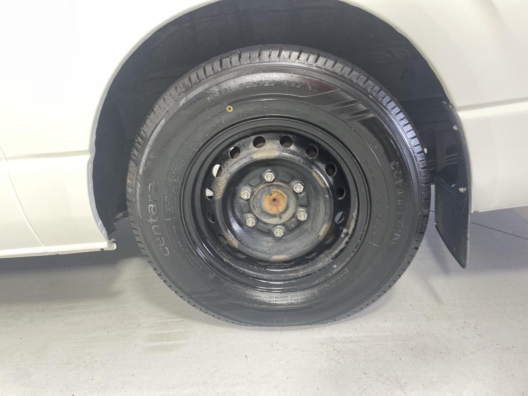 Photo '11' of Toyota Hiace Photo '11' of Toyota Hiace