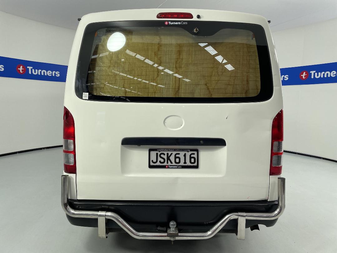 Photo '6' of Toyota Hiace