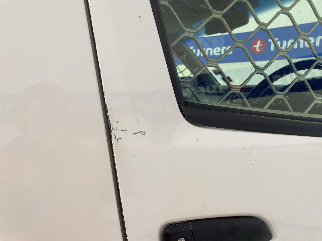 Photo '27' of Toyota Hiace