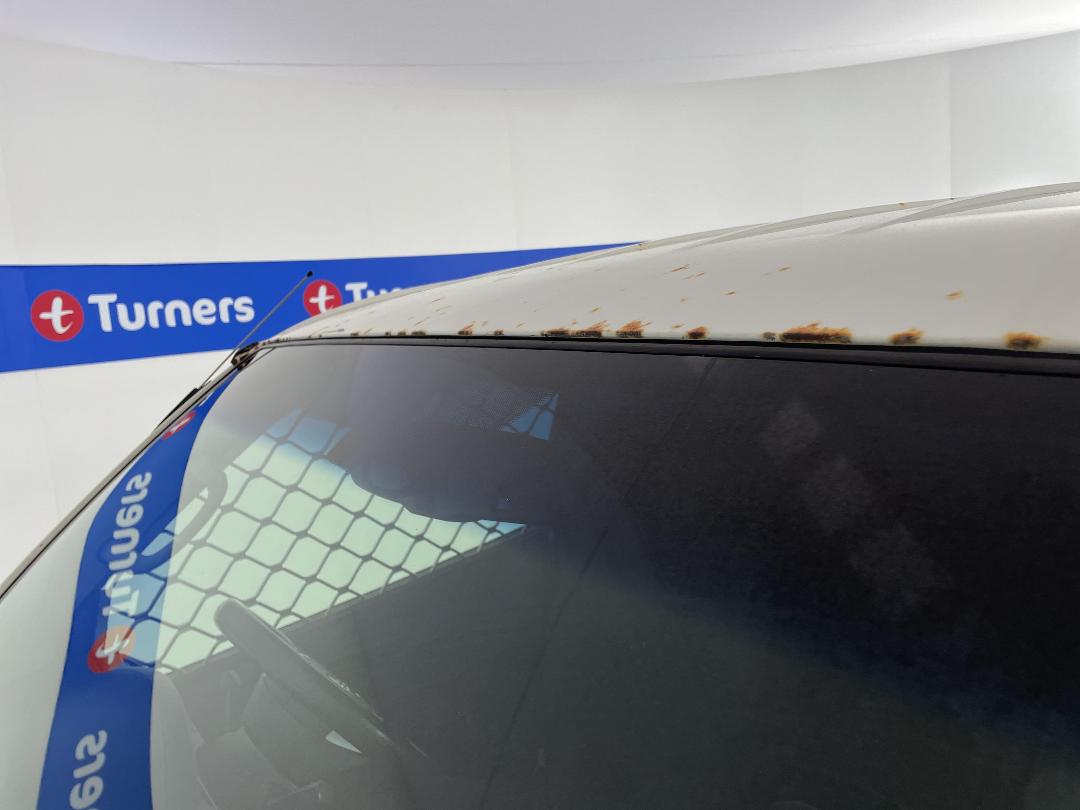 Photo '29' of Toyota Hiace