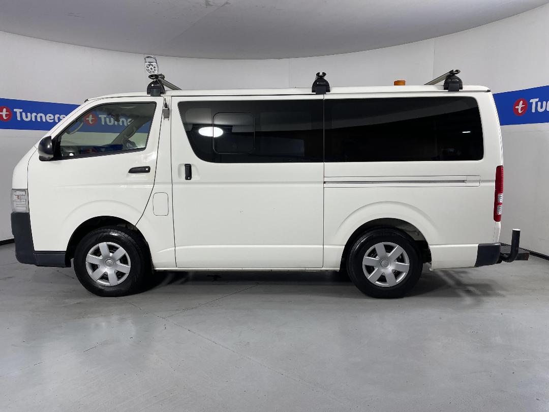 Photo '22' of Toyota Hiace