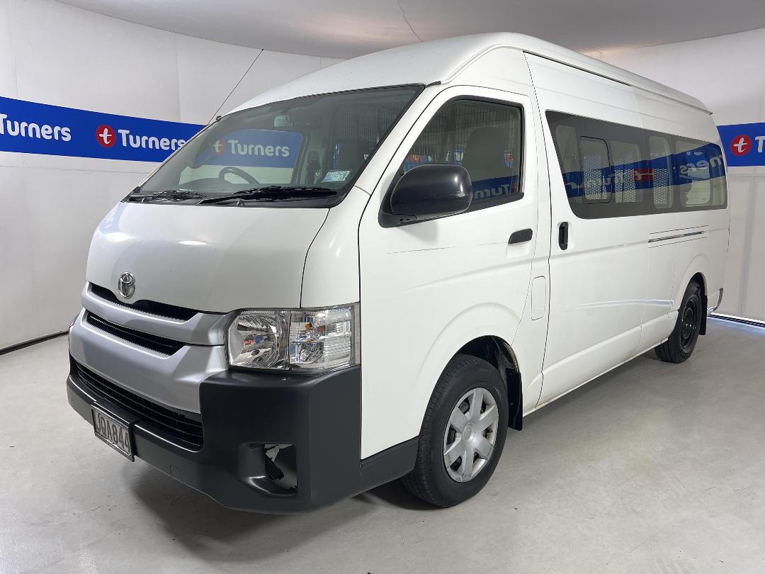 Photo '4' of Toyota Hiace