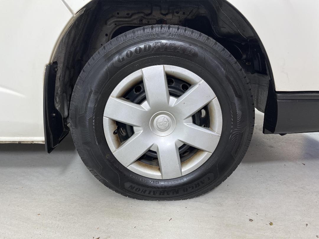 Photo '9' of Toyota Hiace