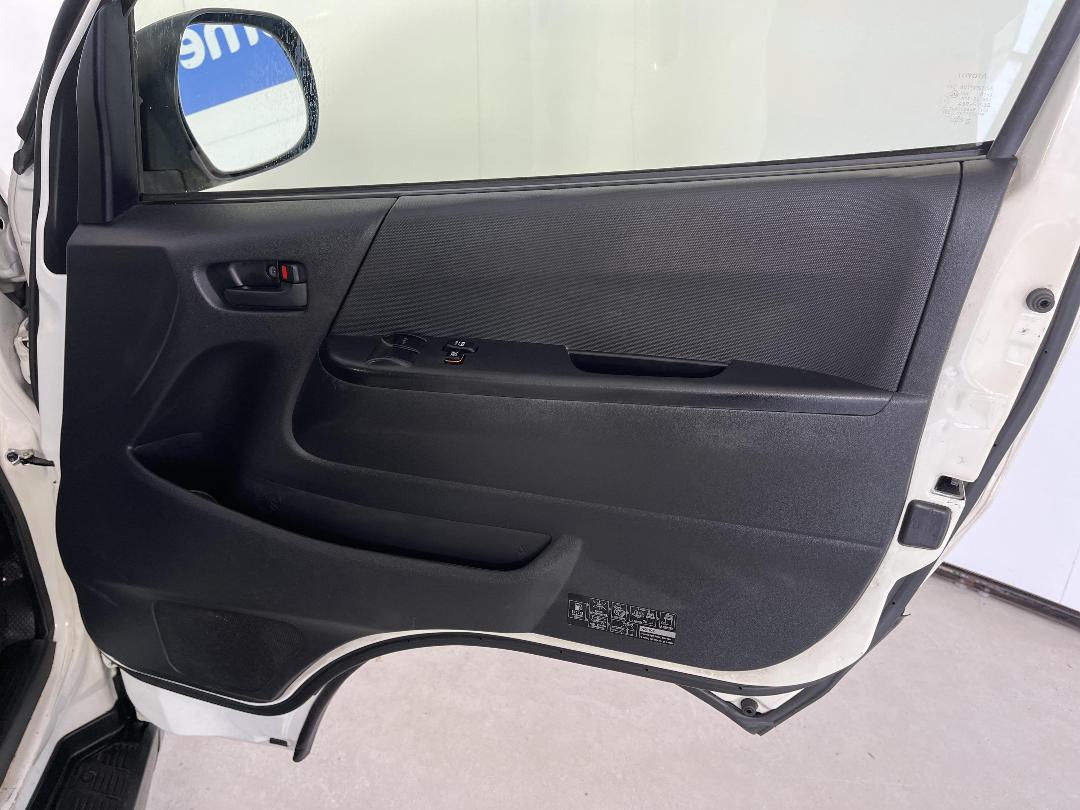 Photo '15' of Toyota Hiace