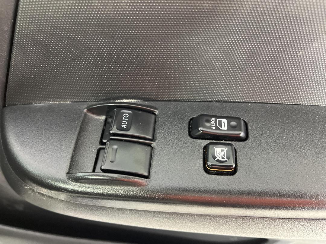 Photo '22' of Toyota Hiace