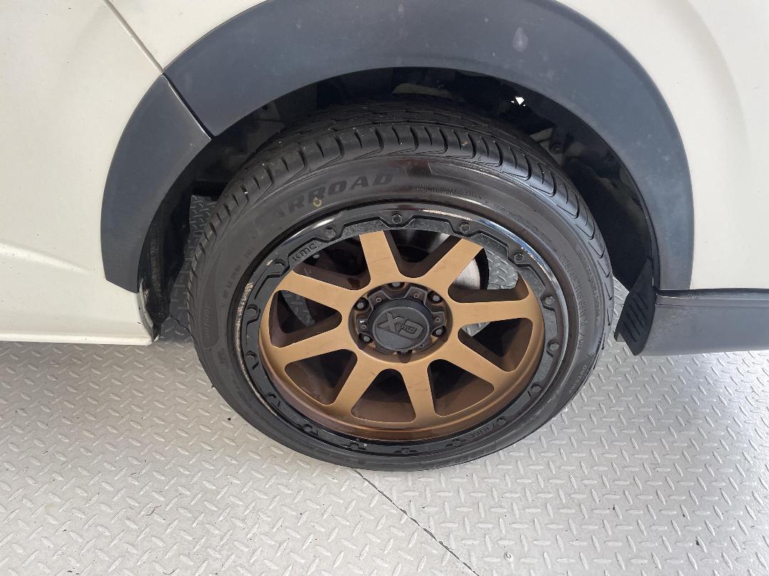 Photo '9' of Toyota Hiace