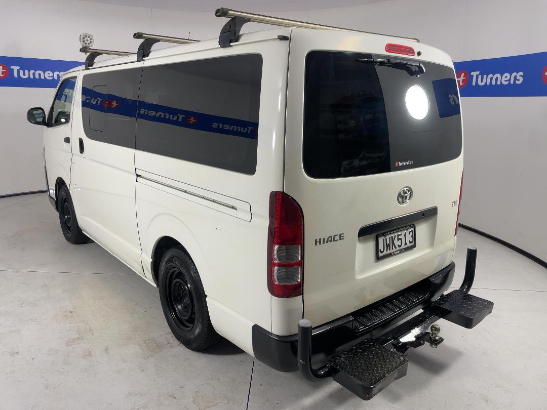 Photo '5' of Toyota Hiace