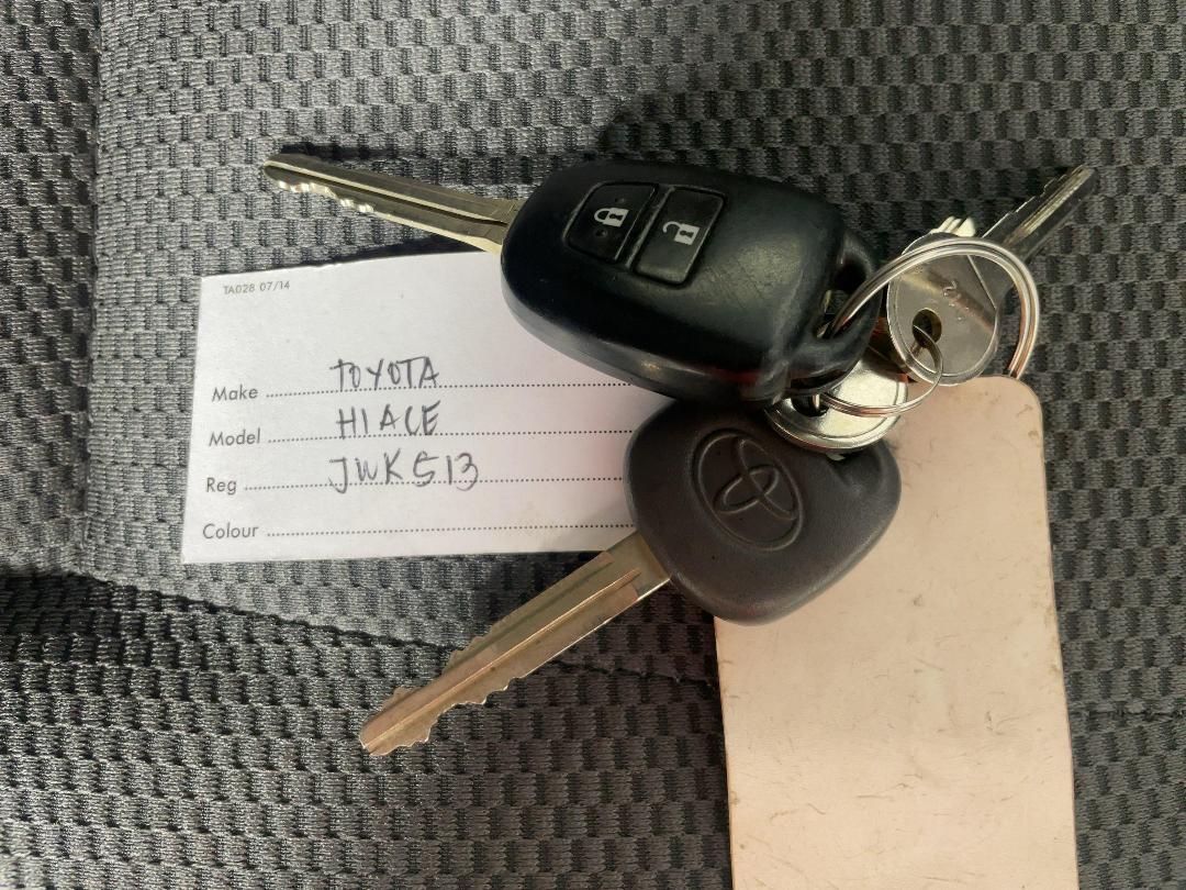 Photo '22' of Toyota Hiace