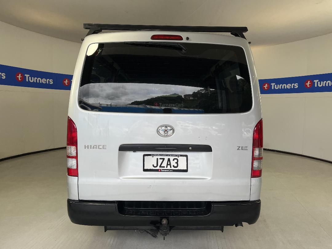 Photo '6' of Toyota Hiace