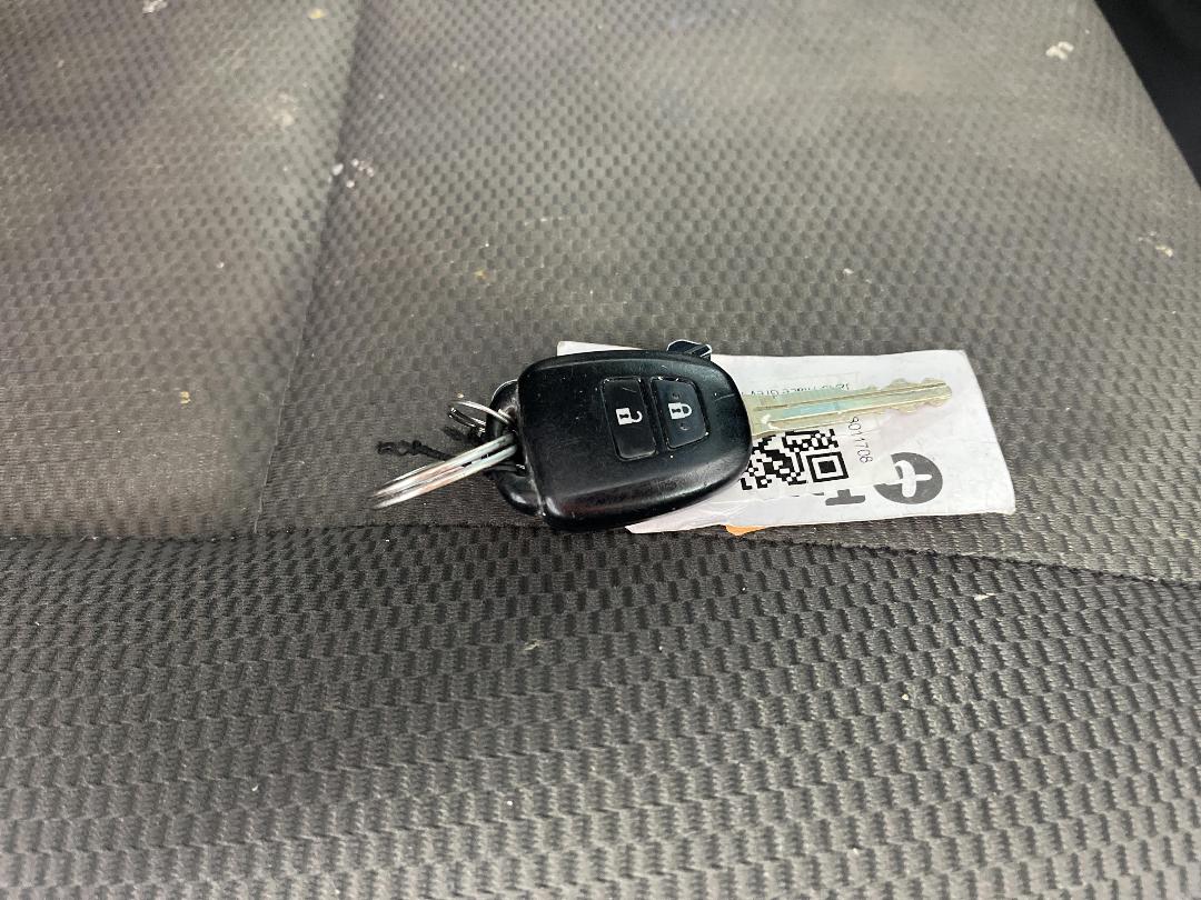 Photo '21' of Toyota Hiace