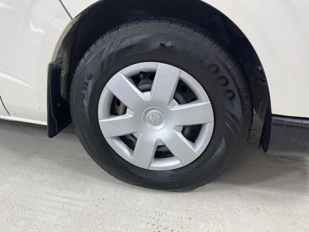 Photo '9' of Toyota Hiace