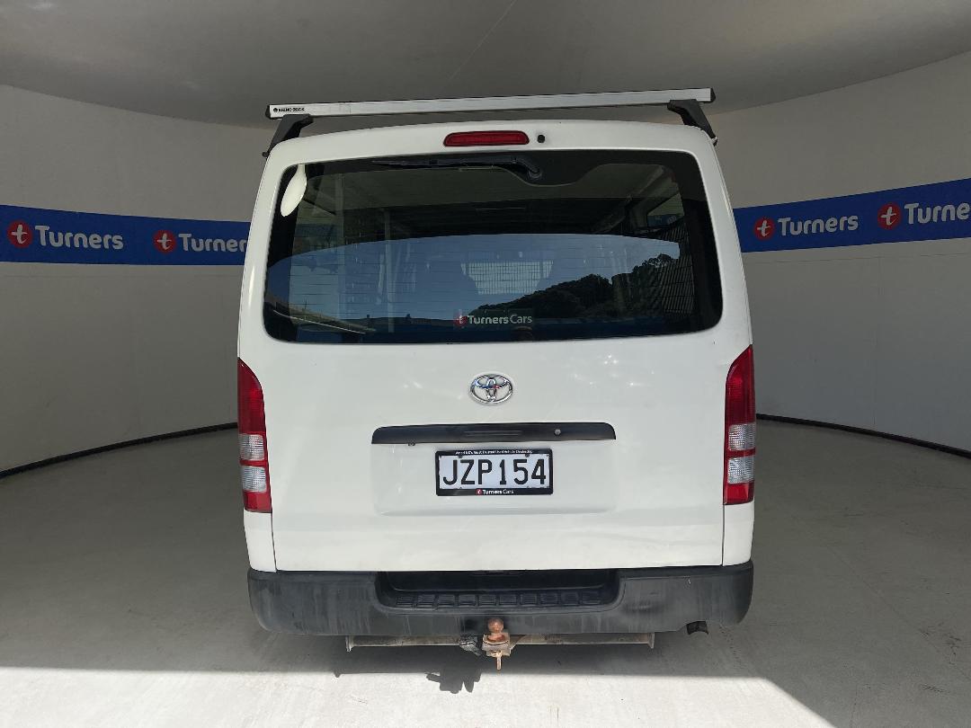 Photo '6' of Toyota Hiace