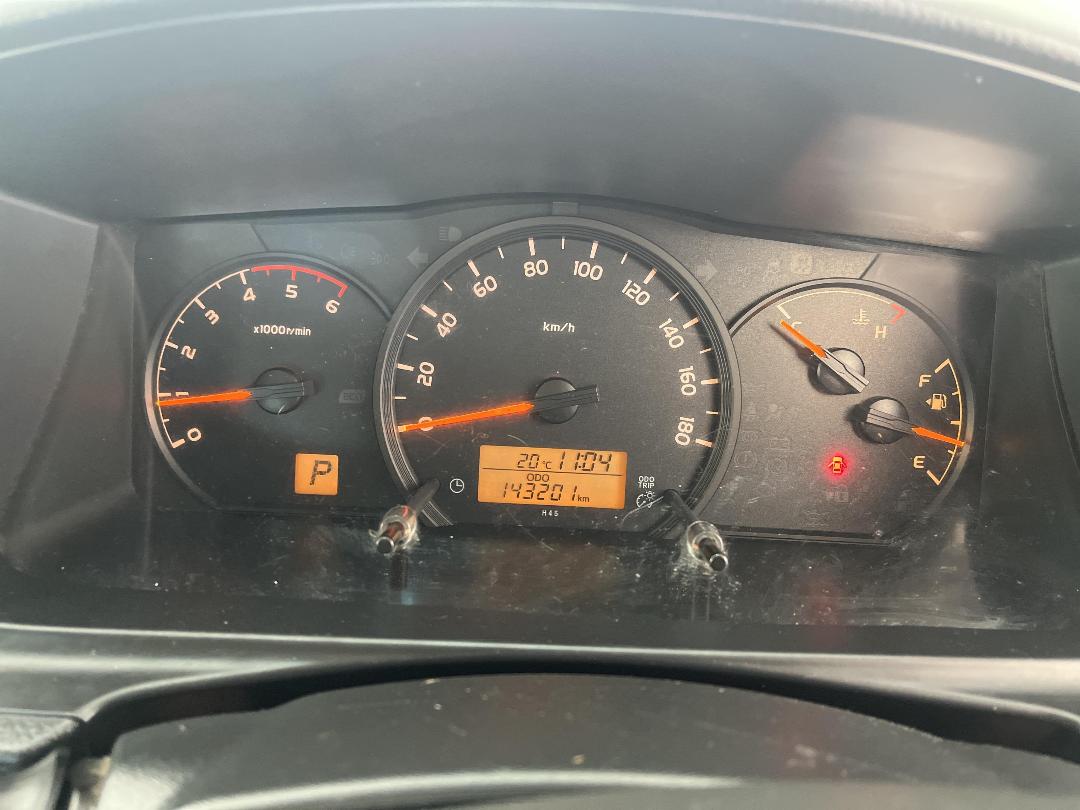 Photo '21' of Toyota Hiace