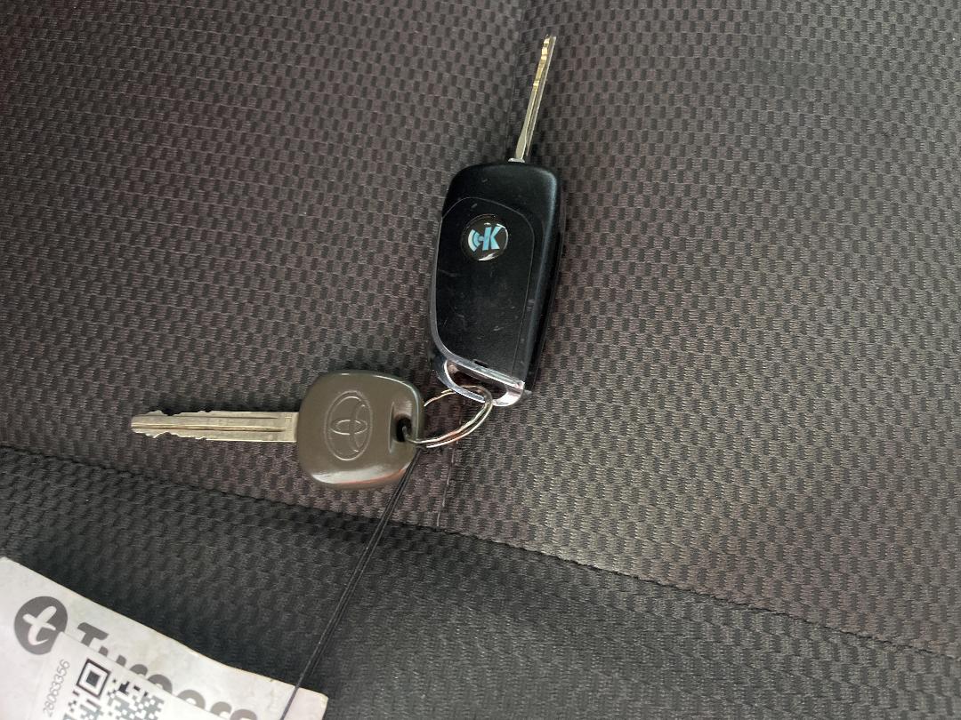 Photo '22' of Toyota Hiace