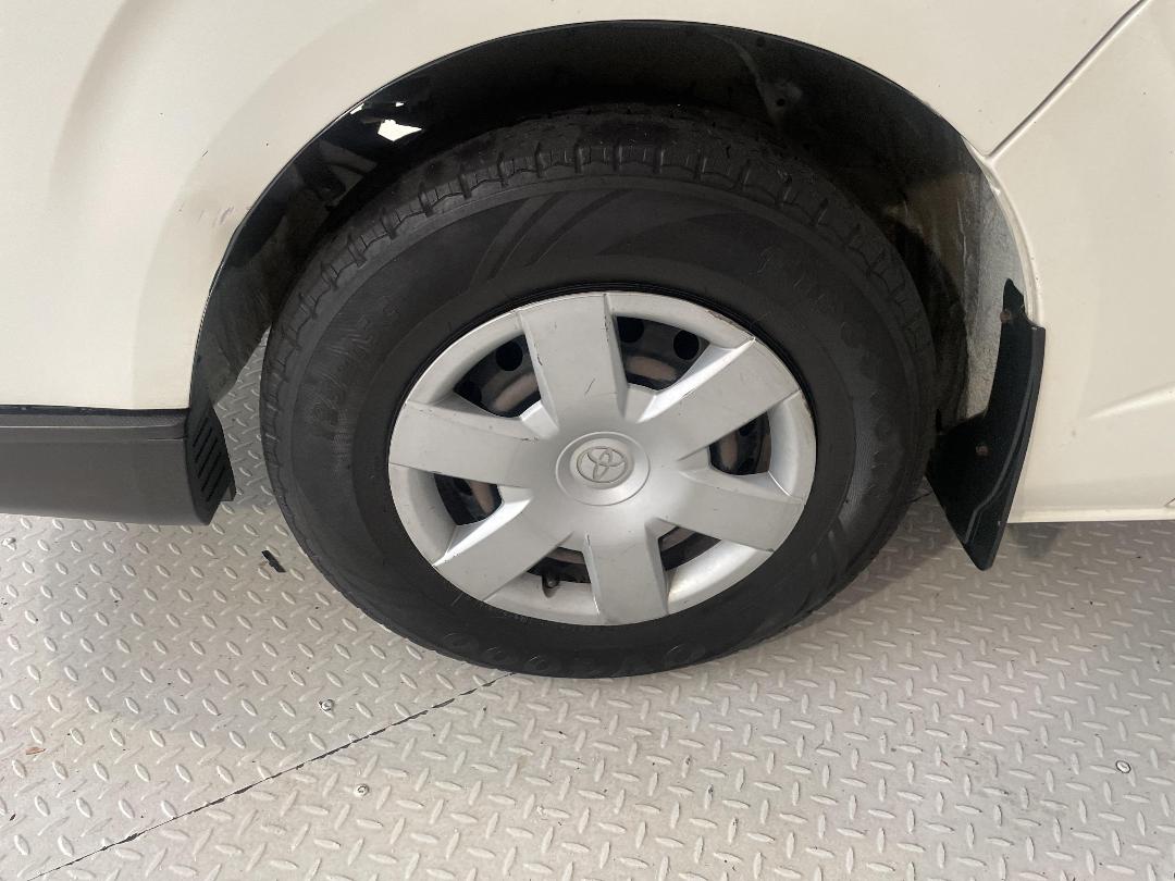 Photo '10' of Toyota Hiace Photo '10' of Toyota Hiace