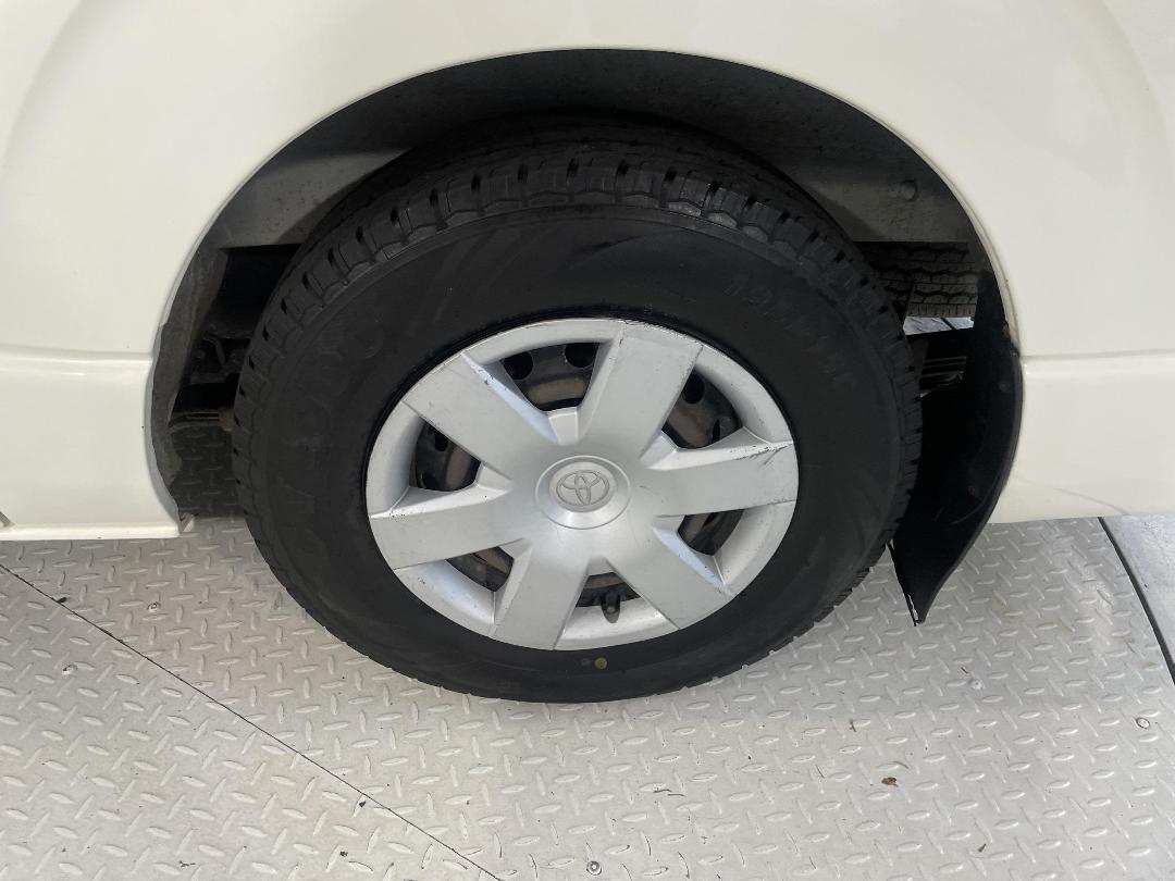 Photo '11' of Toyota Hiace Photo '11' of Toyota Hiace