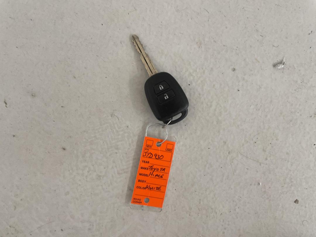 Photo '21' of Toyota Hiace Photo '21' of Toyota Hiace