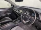 Thumbnail '16' of Toyota Highlander
