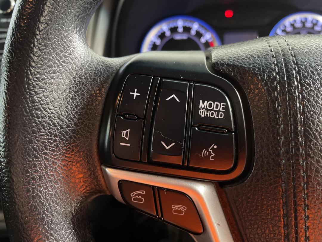 Photo '29' of Toyota Highlander