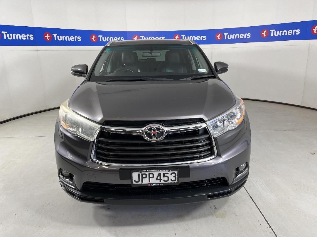 Photo '2' of Toyota Highlander