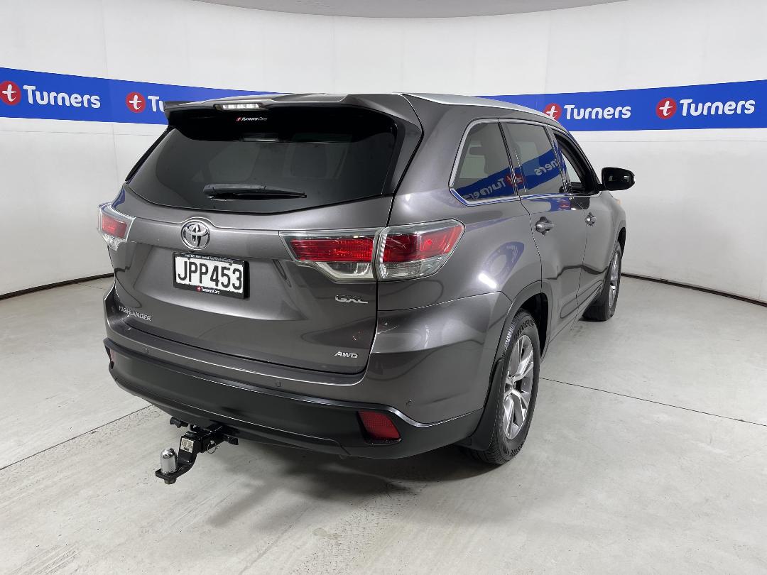 Photo '7' of Toyota Highlander