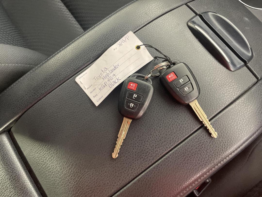 Photo '22' of Toyota Highlander