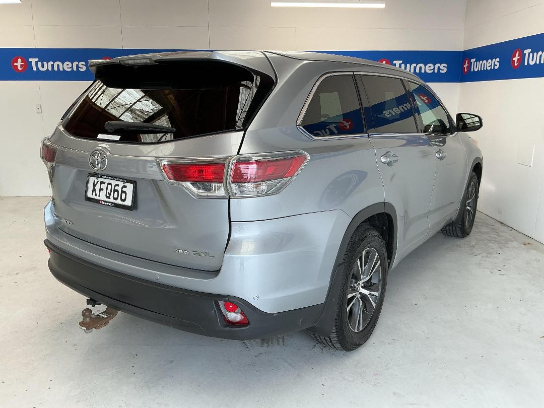 Photo '7' of Toyota Highlander