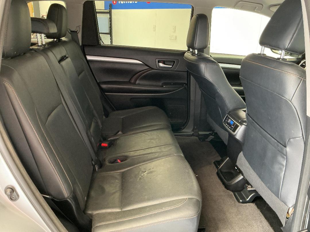 Photo '20' of Toyota Highlander