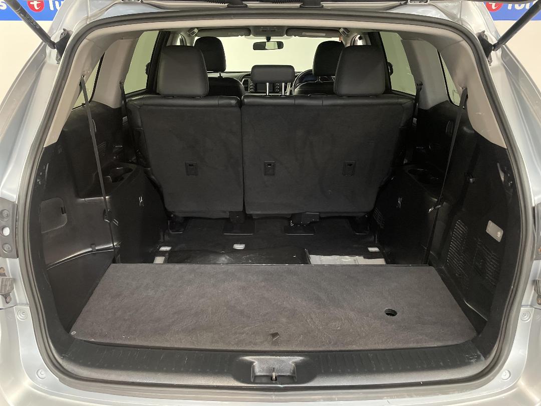 Photo '14' of Toyota Highlander