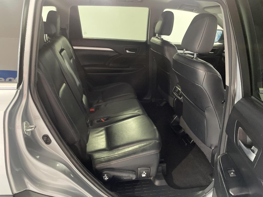 Photo '20' of Toyota Highlander