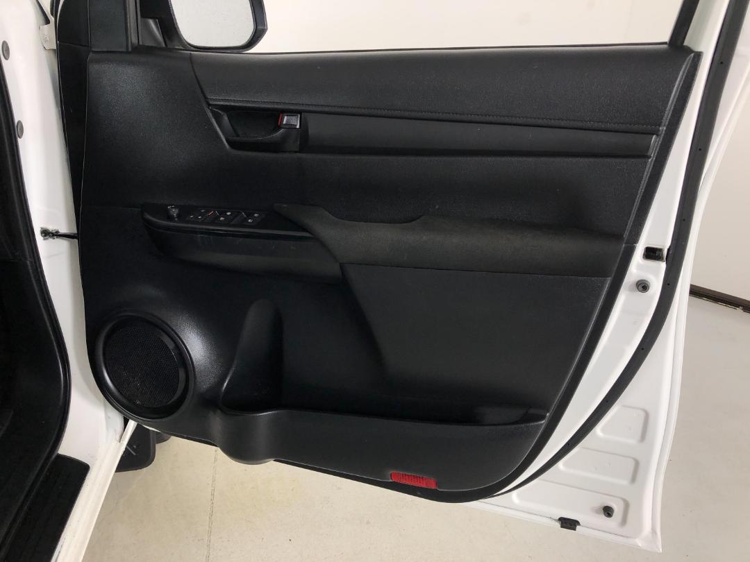 Photo '15' of Toyota Hilux Photo '15' of Toyota Hilux