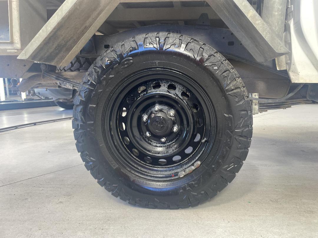 Photo '12' of Toyota Hilux Photo '12' of Toyota Hilux